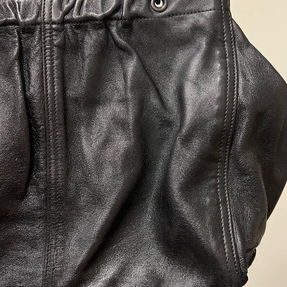 Bottega Veneta Black Leather Tote – Vintage / Intrecciato Handles – 17” - Picture 8 of 16